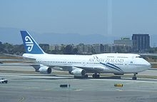 An Air New Zealand 747 at LA