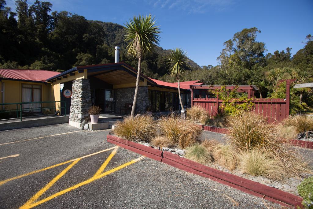 YHA Franz Josef exterior